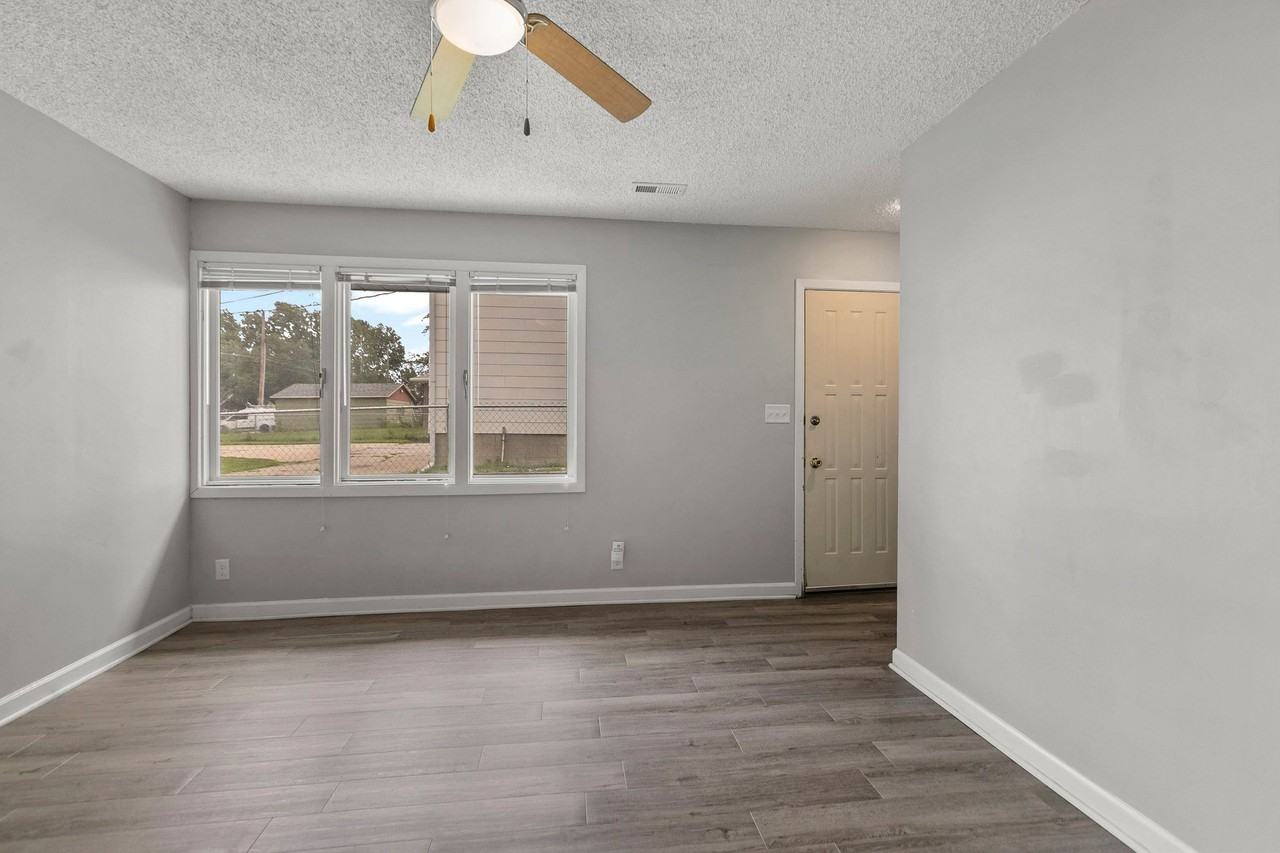 4608 Adams St - Photo 6 of 20