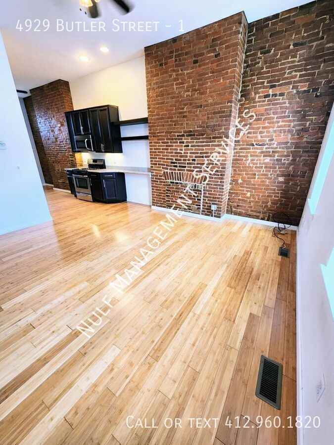 4929 Butler St #1 - Photo 4 of 8