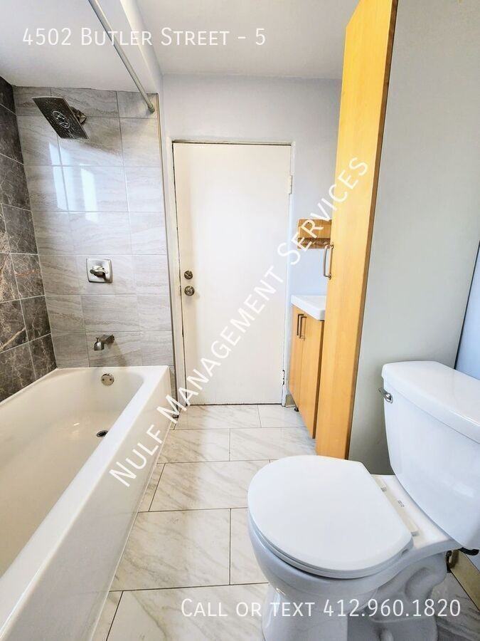 4502 Butler St #5 - Photo 3 of 5