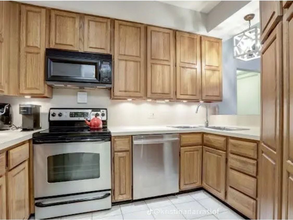 793 Davis Rd #101 - Photo 6 of 10