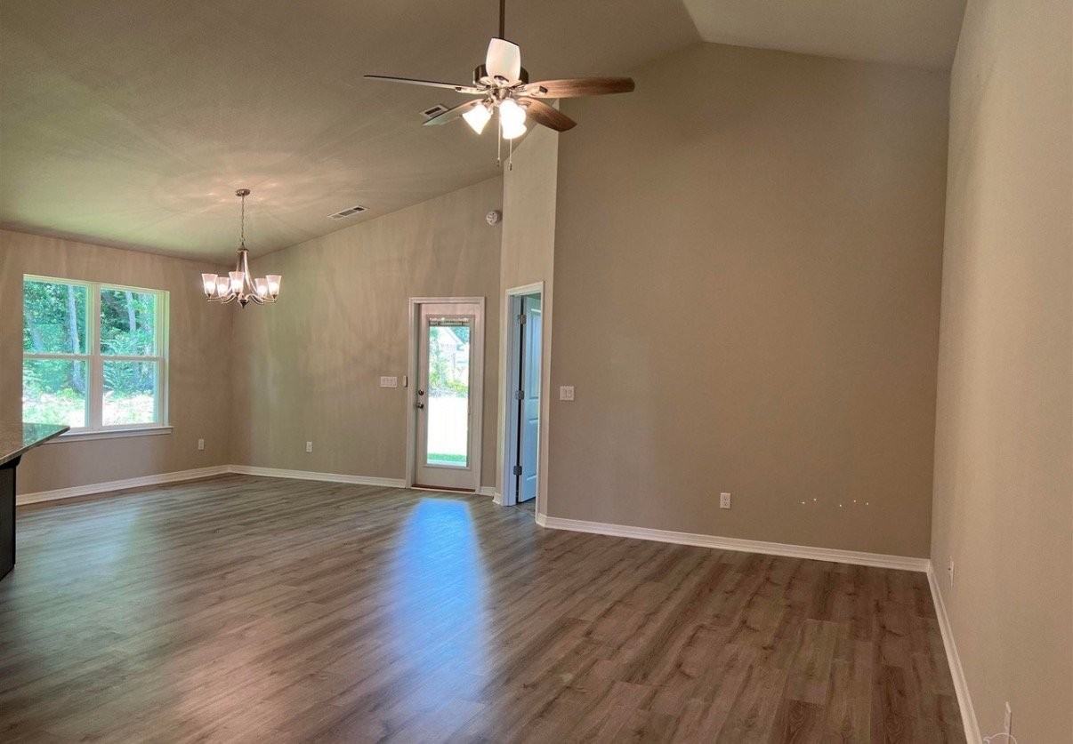 4630 Santa Rosa Dr - Photo 4 of 16
