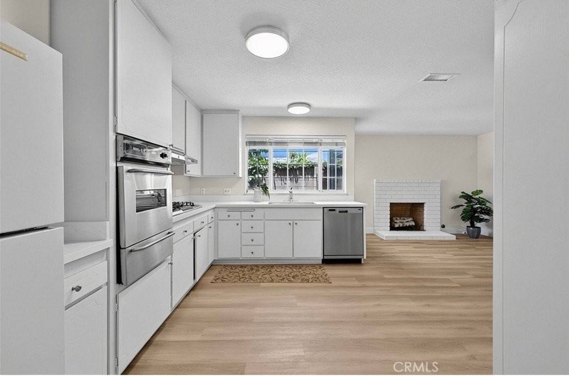 19541 Hartsdale Cir - Photo 5 of 20