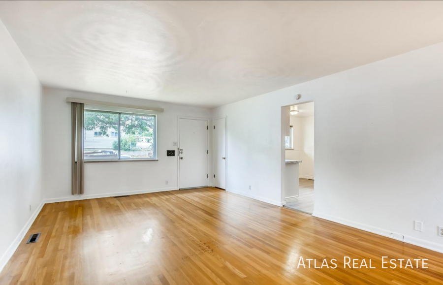 1304 W Crestline Ave - Photo 2 of 20