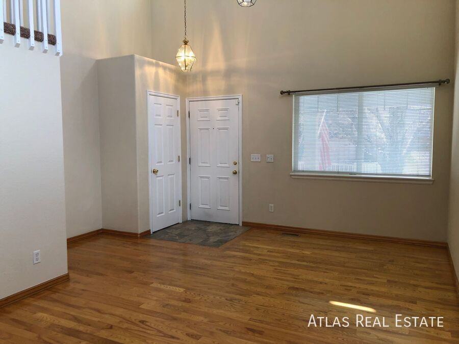 1316 S Alton Ct - Photo 4 of 41