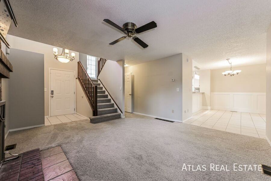 11513 Wray Ct - Photo 4 of 21