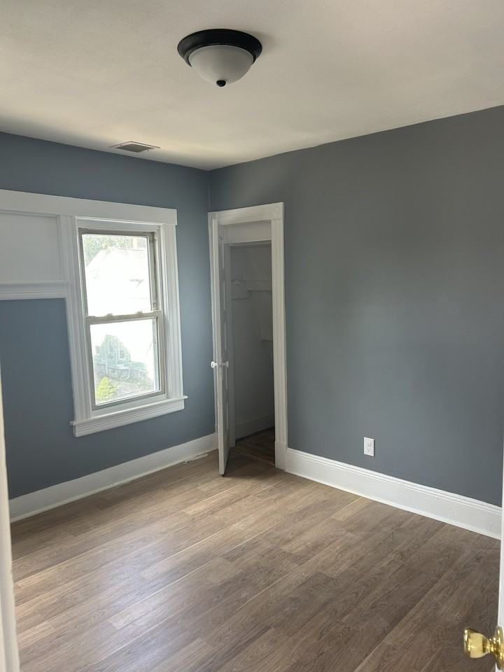 37 Wilmont St #3 - Photo 6 of 10