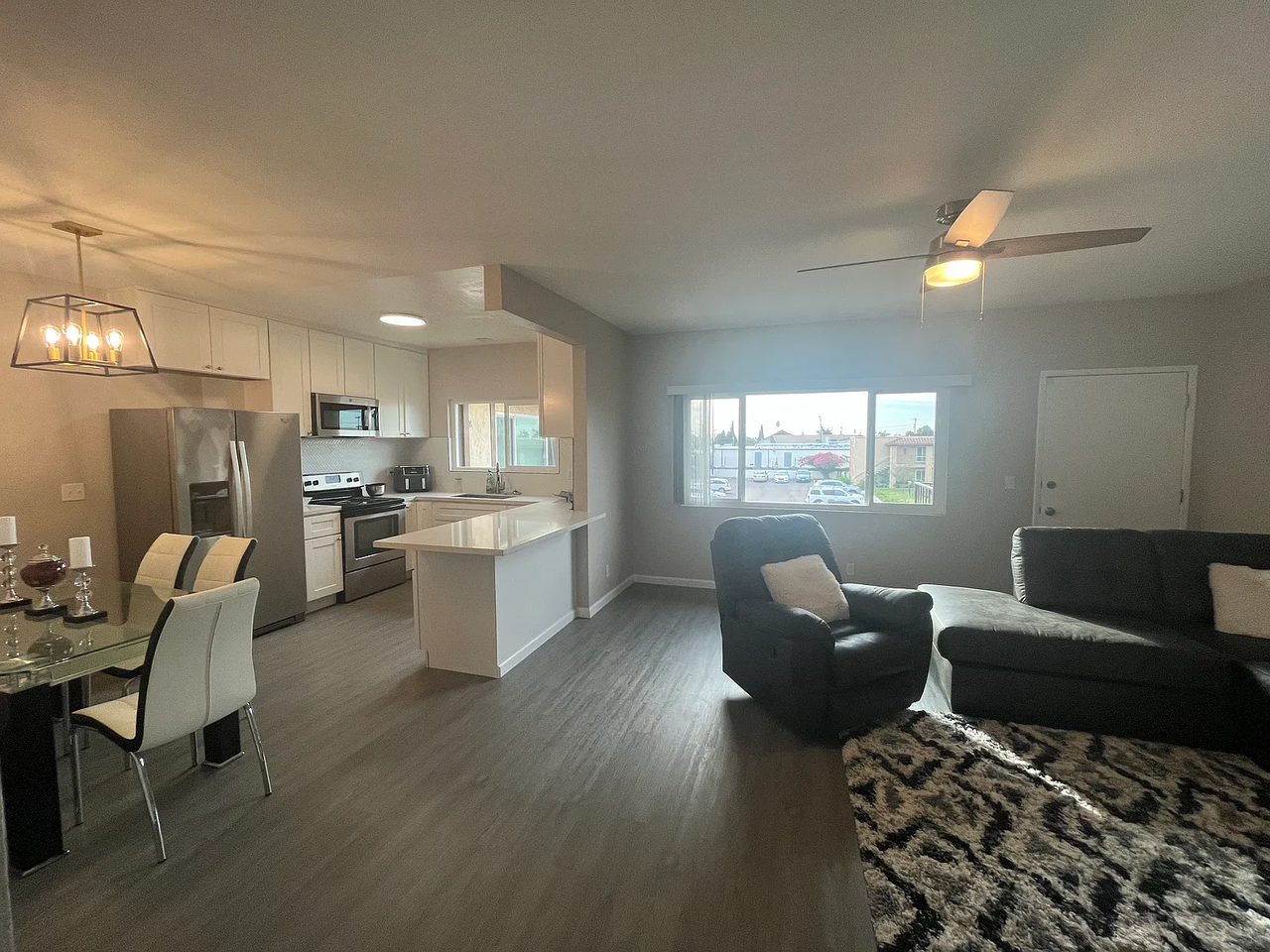 1821 E 17th St - Photo 2 of 13