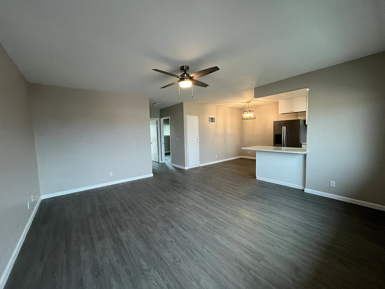1821 E 17th St - Photo 5 of 13