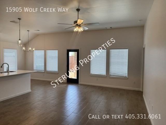 15905 Wolf Creek Way - Photo 4 of 32