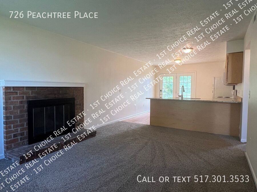 726 Peachtree Pl - Photo 5 of 12