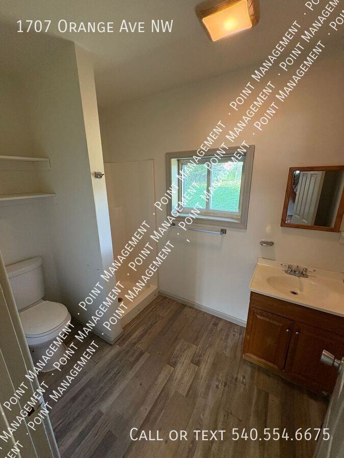 1707 Orange Ave Nw - Photo 2 of 13