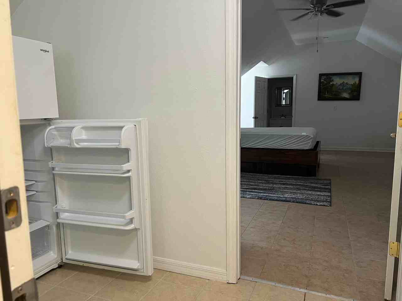 2540 Greenwood Dr - Photo 5 of 18