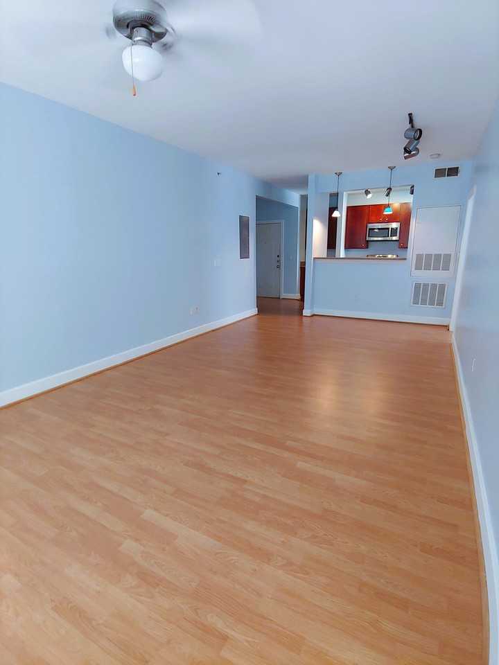 1901 Crossing Pl #2203