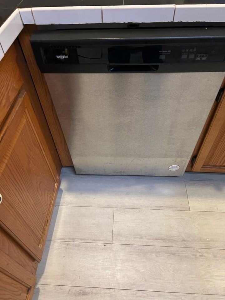 9685 Woodhenge Ct - Photo 5 of 36