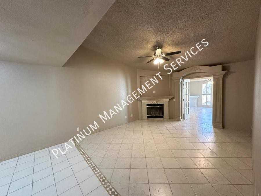37609 15th St E - Photo 2 of 16
