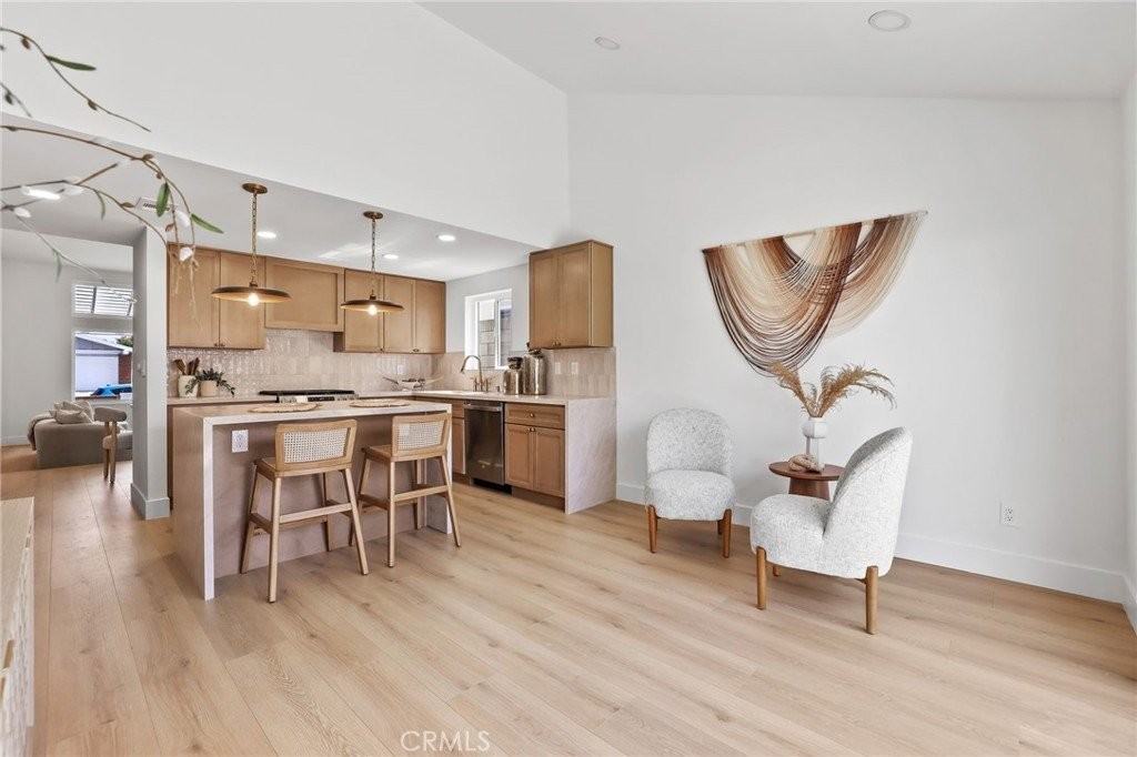 818 W 213th St - Photo 4 of 14