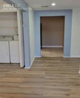 featured image of 3342 E King Pl