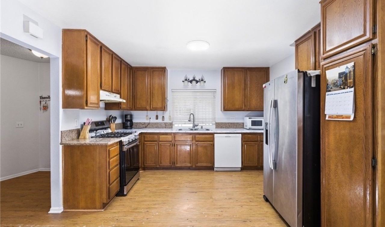 897 Digby Dr #1 - Photo 7 of 8