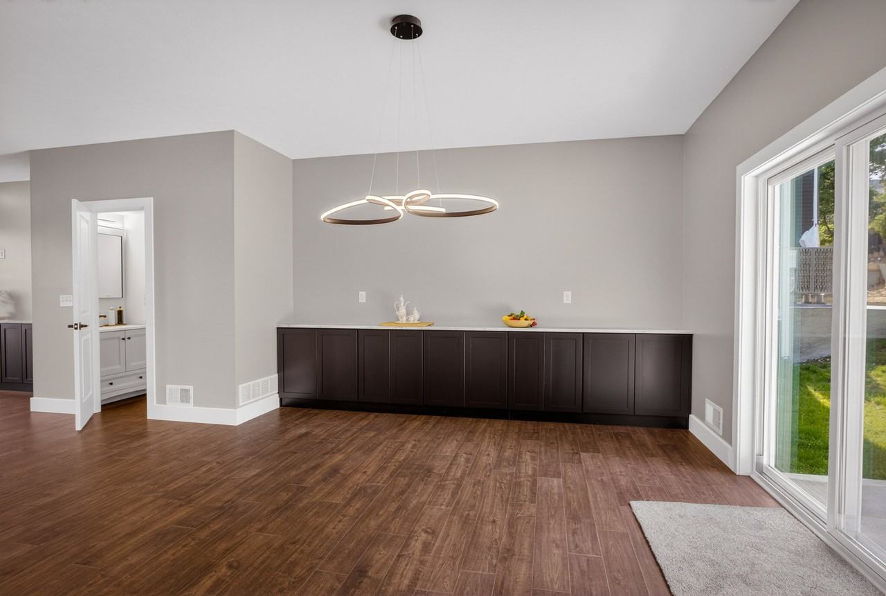 225 Wilbert St - Photo 5 of 17