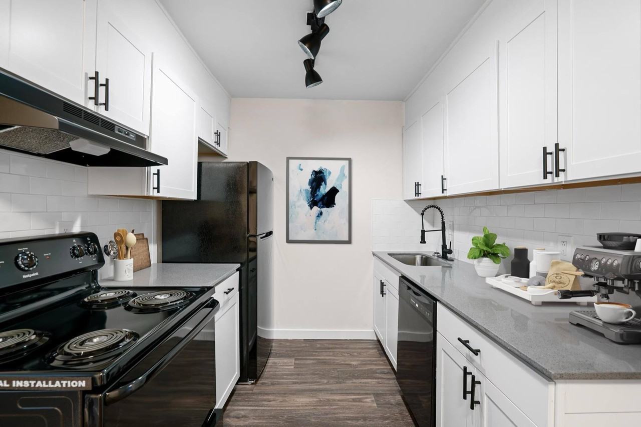 Cobbs Creek Apartments - Photo 5 of 20