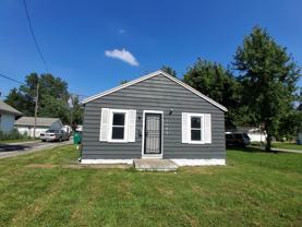 1180 N Summit Ave - Photo 1 of 1