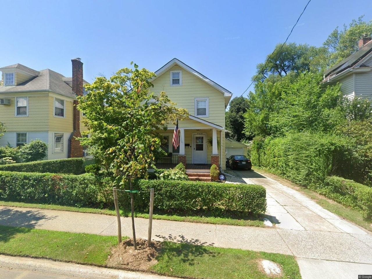 22 Irma Ave