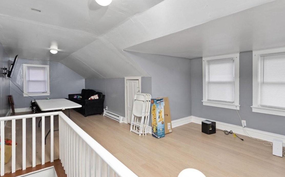 237 Ardmore Ave #1 - Photo 5 of 8
