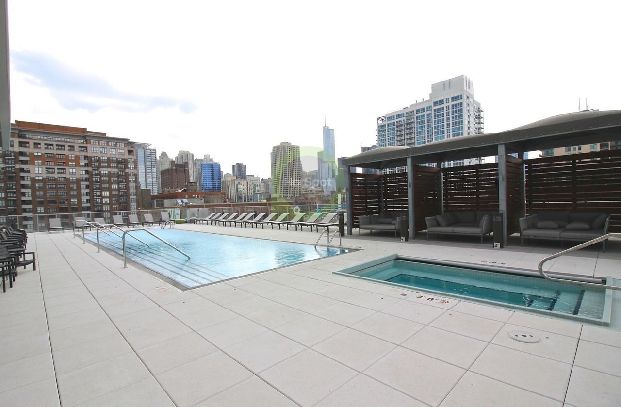 336 W Chestnut St - Photo 5 of 9