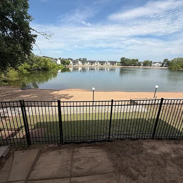 1007 N Lakewind St - Photo 2 of 20