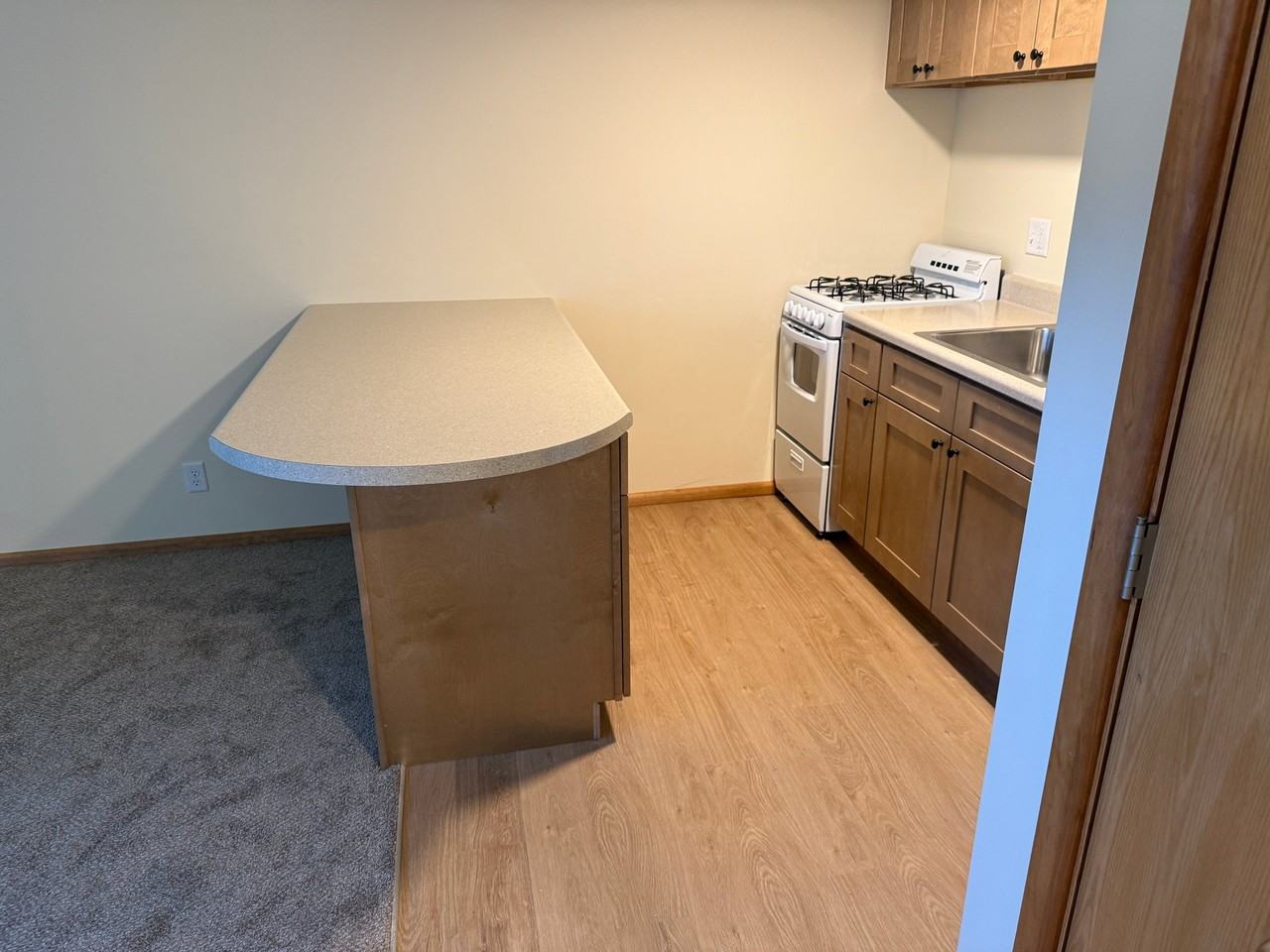 4638 S 1st St #1 - Photo 3 of 10