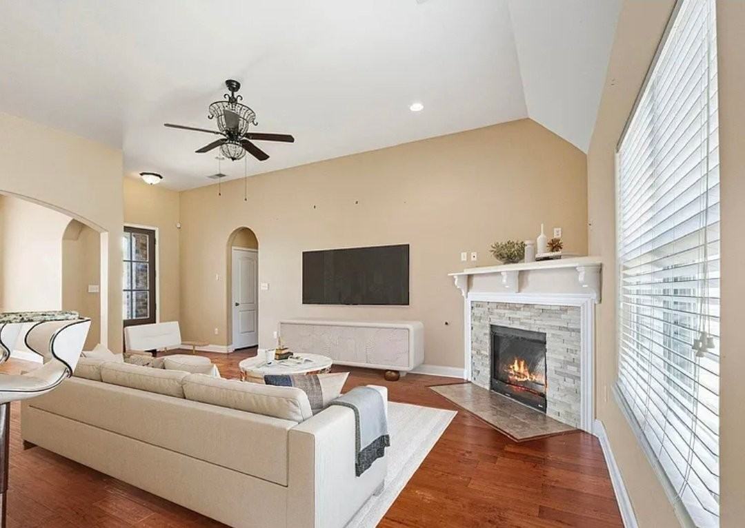 2890 Colony Cv - Photo 4 of 12