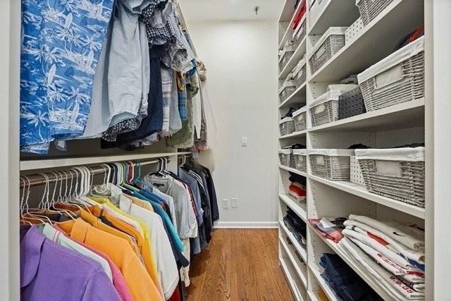 12271 Christopher Columbus Dr - Photo 5 of 10