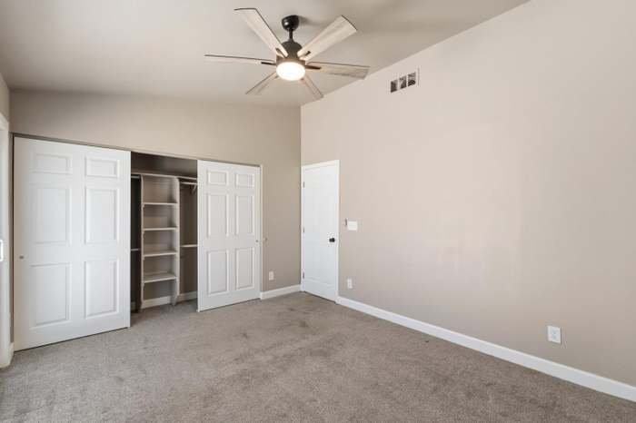5642 W Donner Ave - Photo 2 of 14