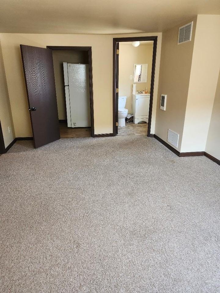 705 Church St #2 - Photo 5 of 8