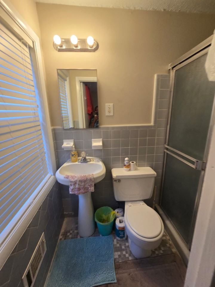 3881 Hilton Ct - Photo 6 of 7