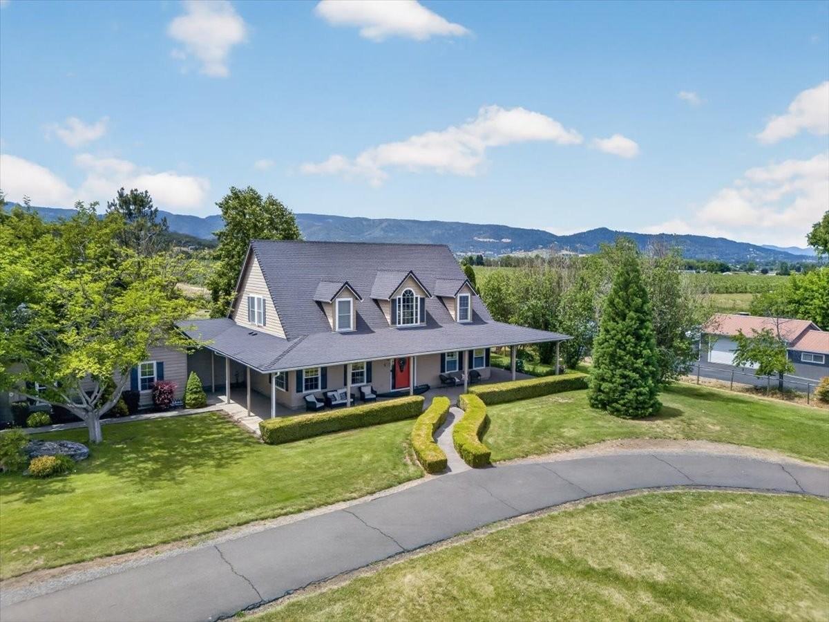1760 Minear Rd - Photo 2 of 20
