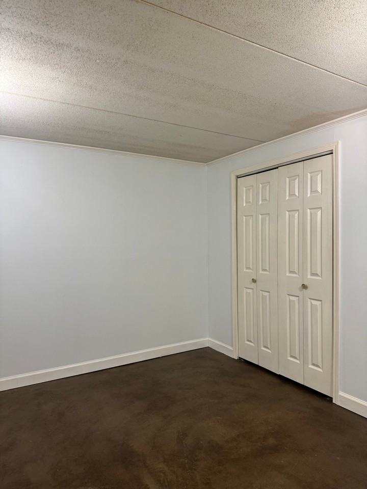308 Joseph St - Photo 4 of 7