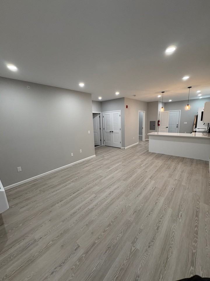 242 Harrison St #301 - Photo 6 of 10
