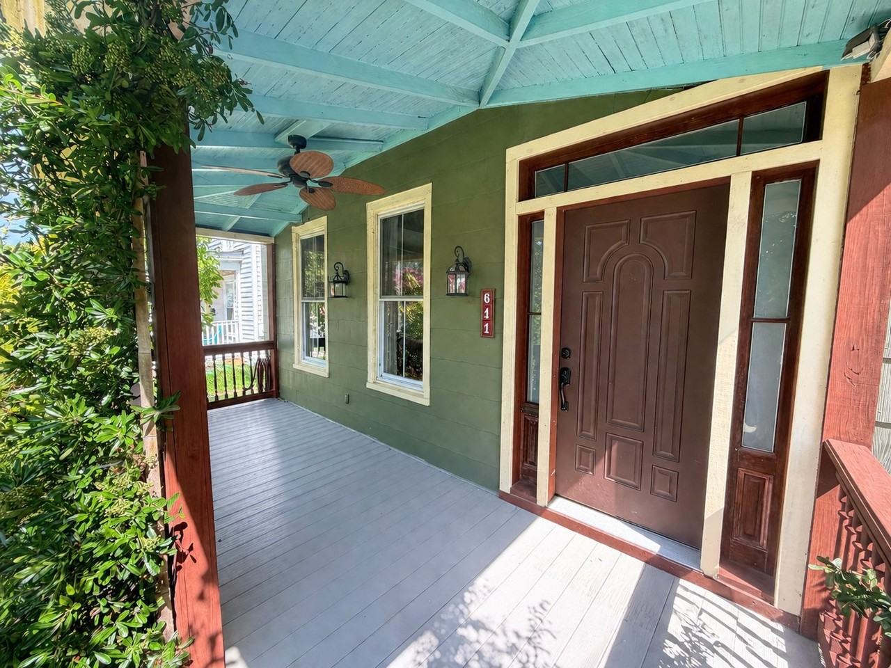 611 Randolph Ave - Photo 2 of 20