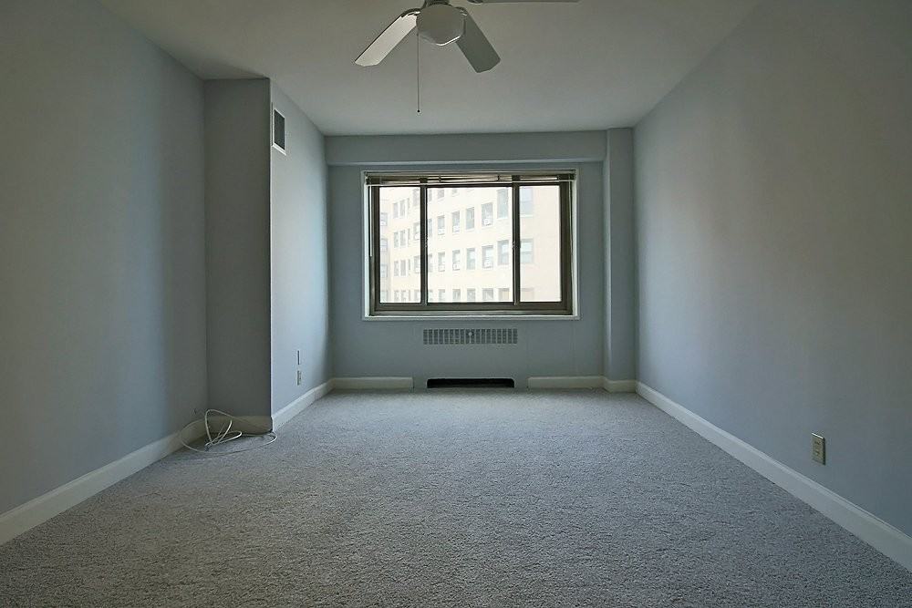 1359 N Lake Shore Dr - Photo 5 of 14