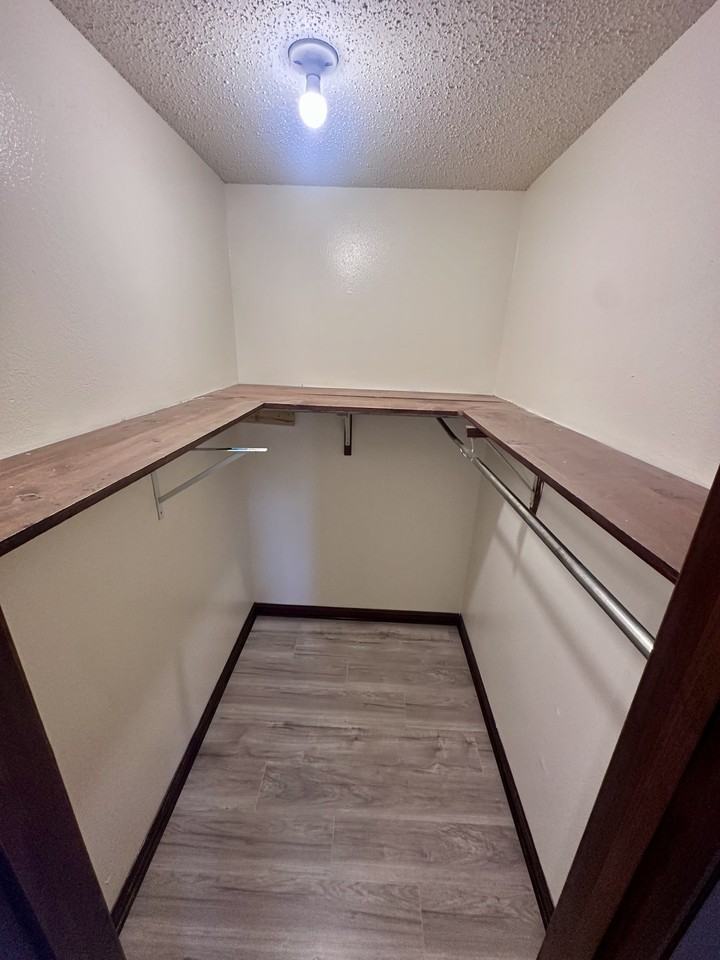 1628 Alexander Ct #B - Photo 7 of 10