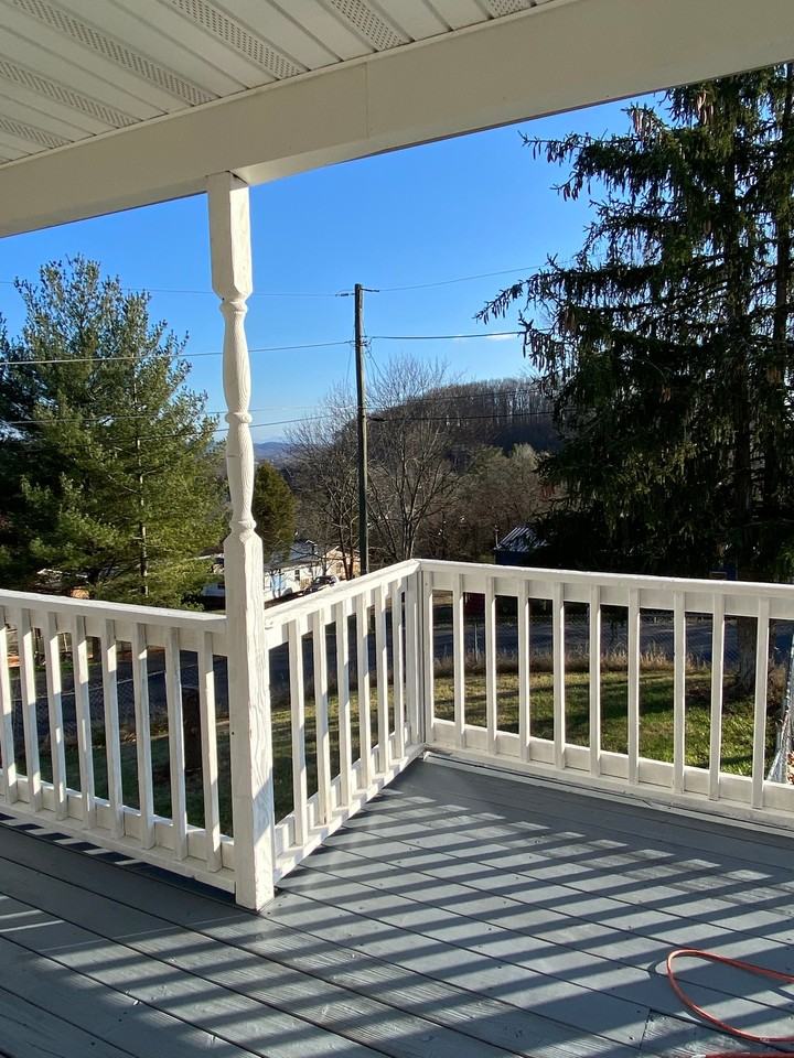 1934 Grandview St #3 - Photo 2 of 18