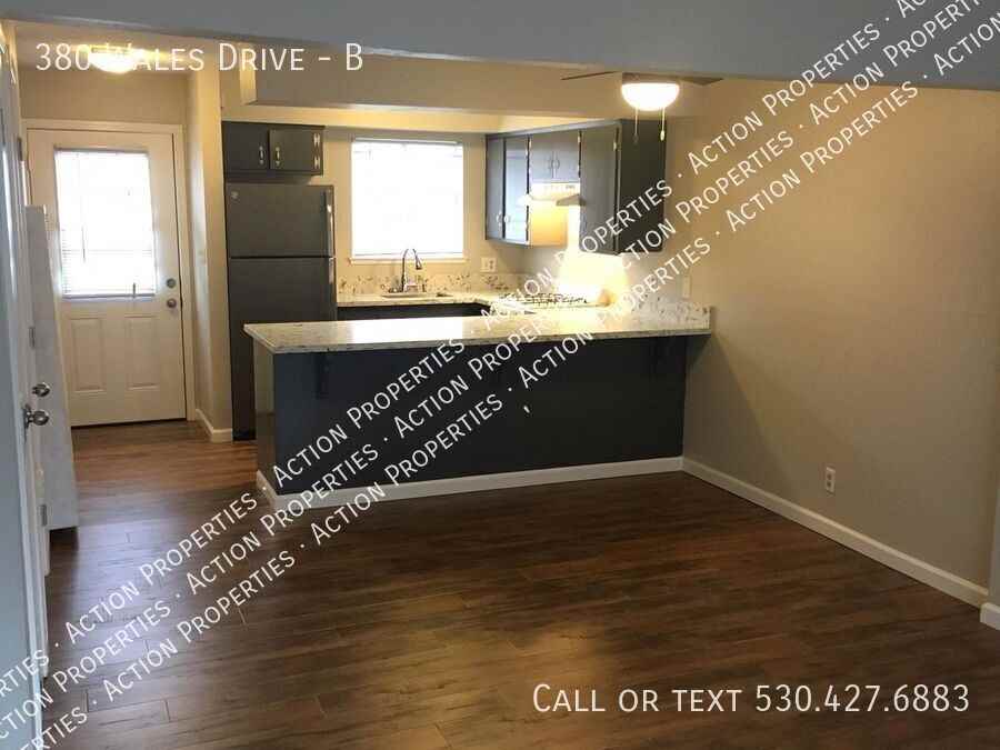 380 Wales Dr #B - Photo 3 of 14