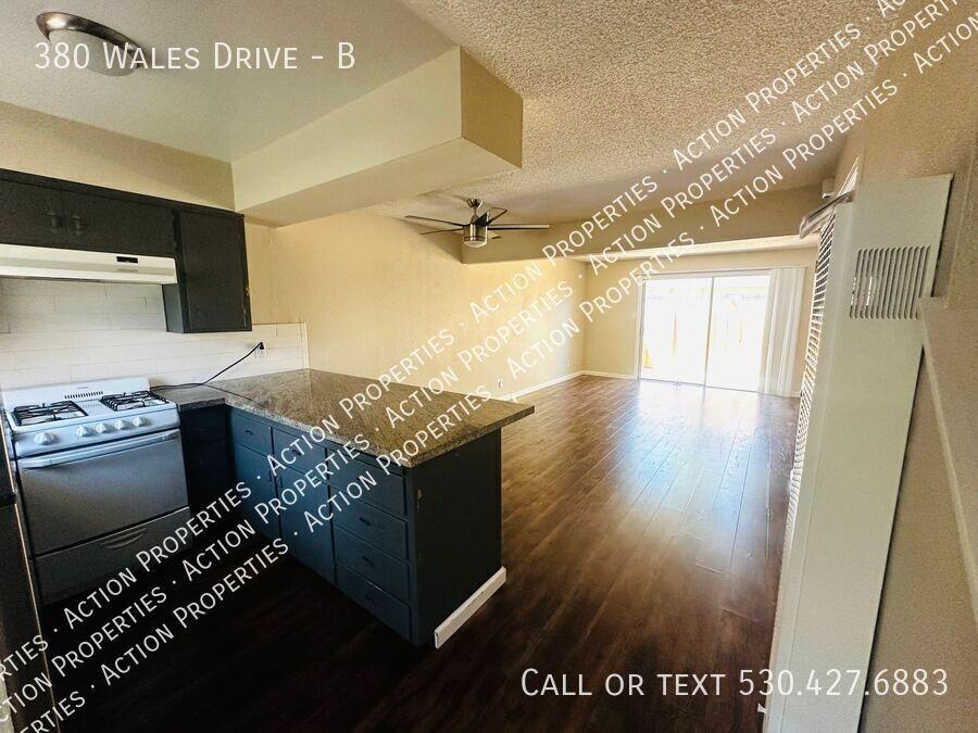 380 Wales Dr #B - Photo 5 of 14
