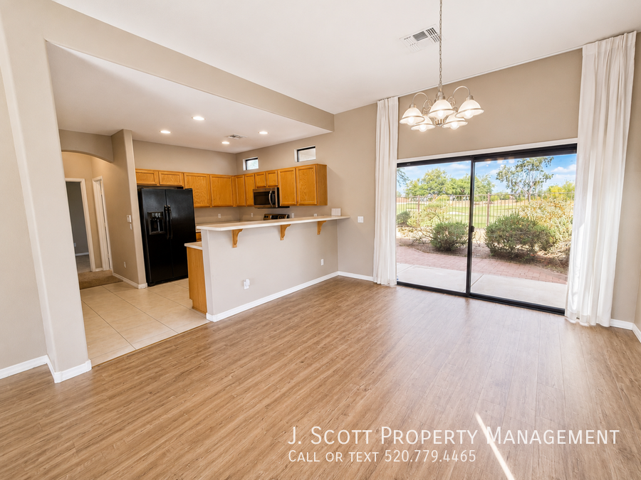 7208 S 30th St - Photo 2 of 24