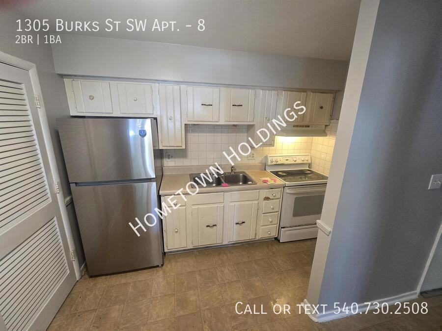 1305 Burks St Sw #8 - Photo 3 of 19