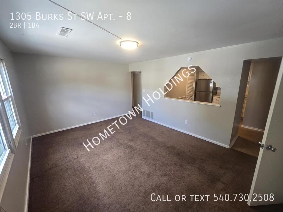 1305 Burks St Sw #8 - Photo 5 of 19