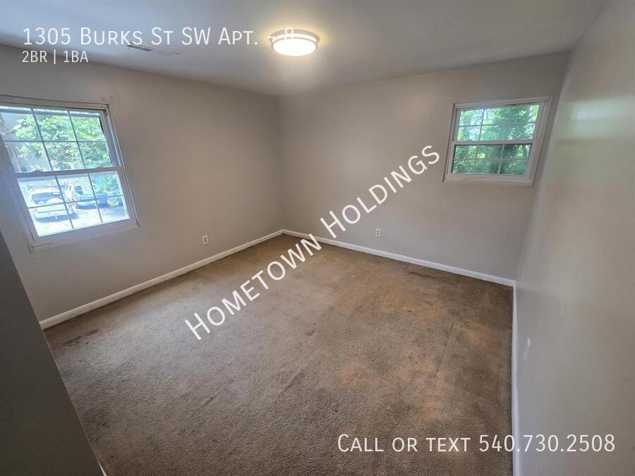 1305 Burks St Sw #8 - Photo 7 of 19