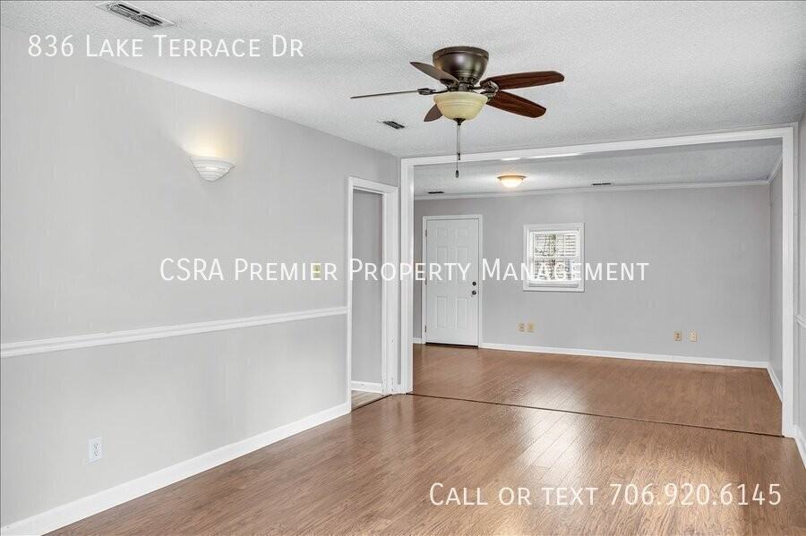 836 Lake Terrace Dr - Photo 5 of 25