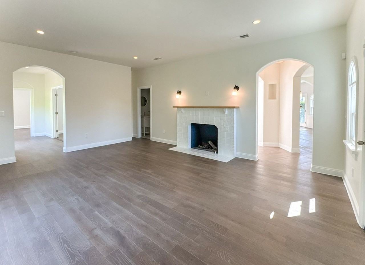 1043 S Plymouth Blvd - Photo 5 of 41